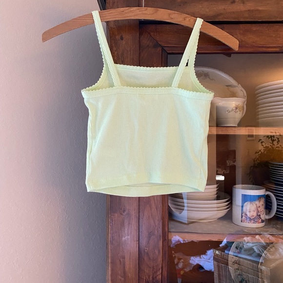 Colsie Lime Green Ribbed Crop Top - Picture 5 of 6